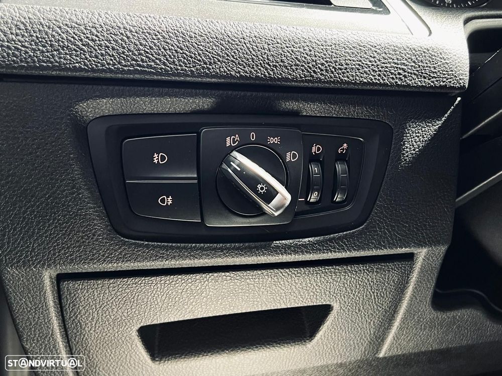 BMW 116 d Pack M Auto - 33