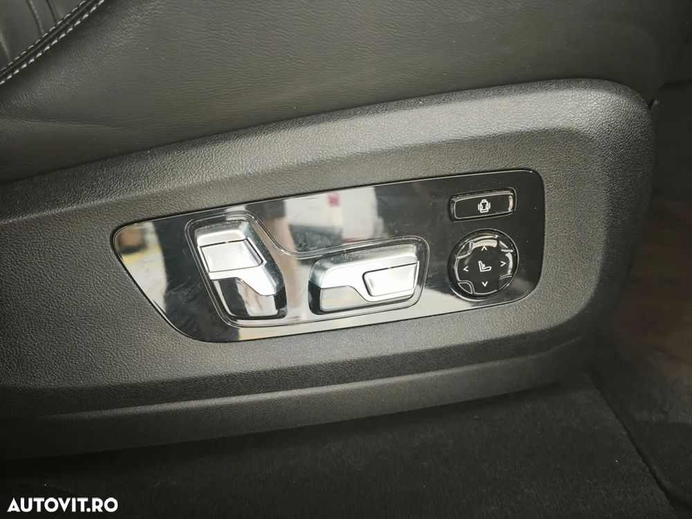 BMW X6 xDrive40i - 18