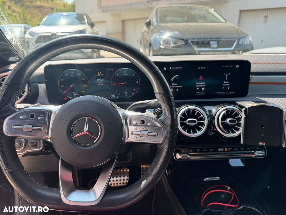Mercedes-Benz CLA 200 - 2