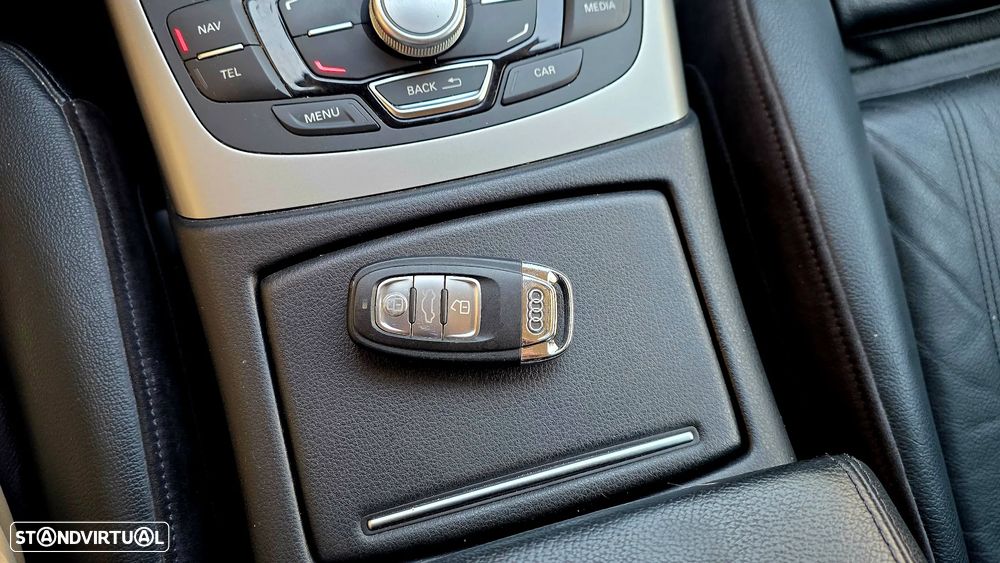 Audi A6 Avant 2.0 TDI Ultra S tronic - 18