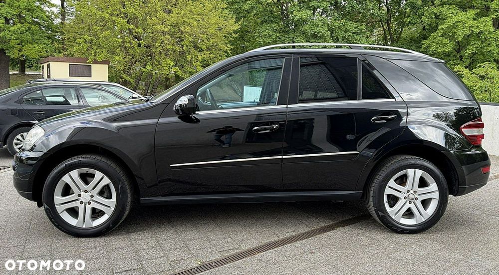 Mercedes-Benz ML - 8