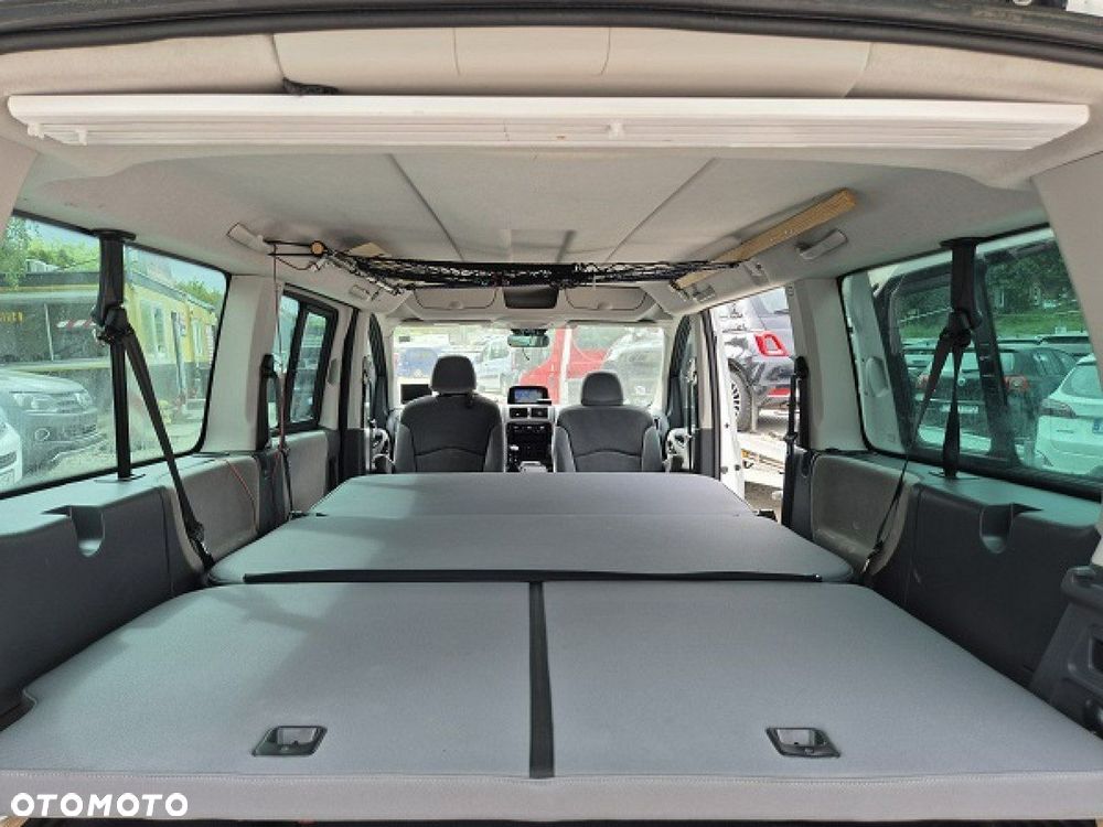 Peugeot Expert - 22