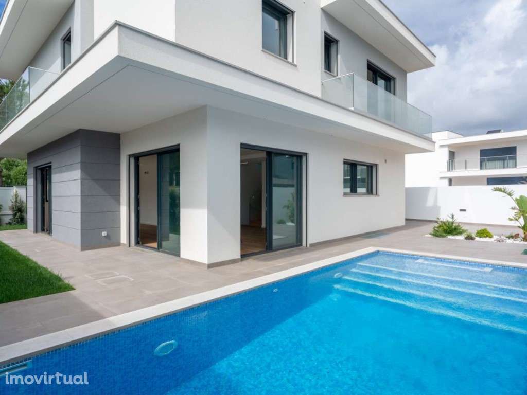 Moradia T4 com jardim e piscina em Murches - Grande imagem: 2/35