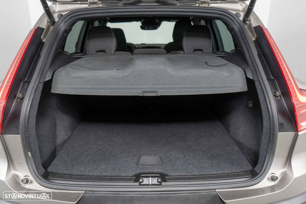 Volvo XC 40 1.5 T4 PHEV Plus Bright - 13