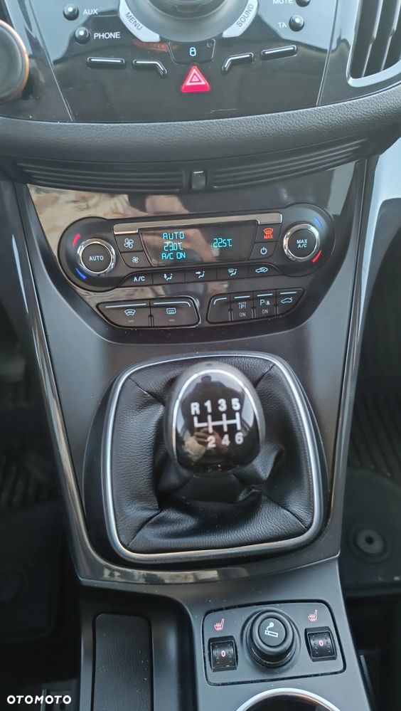 Ford Kuga 2.0 TDCi 4WD Titanium - 15