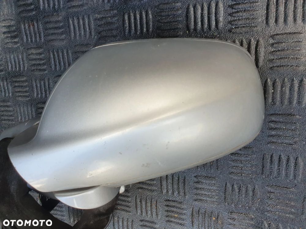 PEUGEOT 407 COUPE LUSTERKO LEWE SKŁADANE 11 PIN  EUROPA - 2