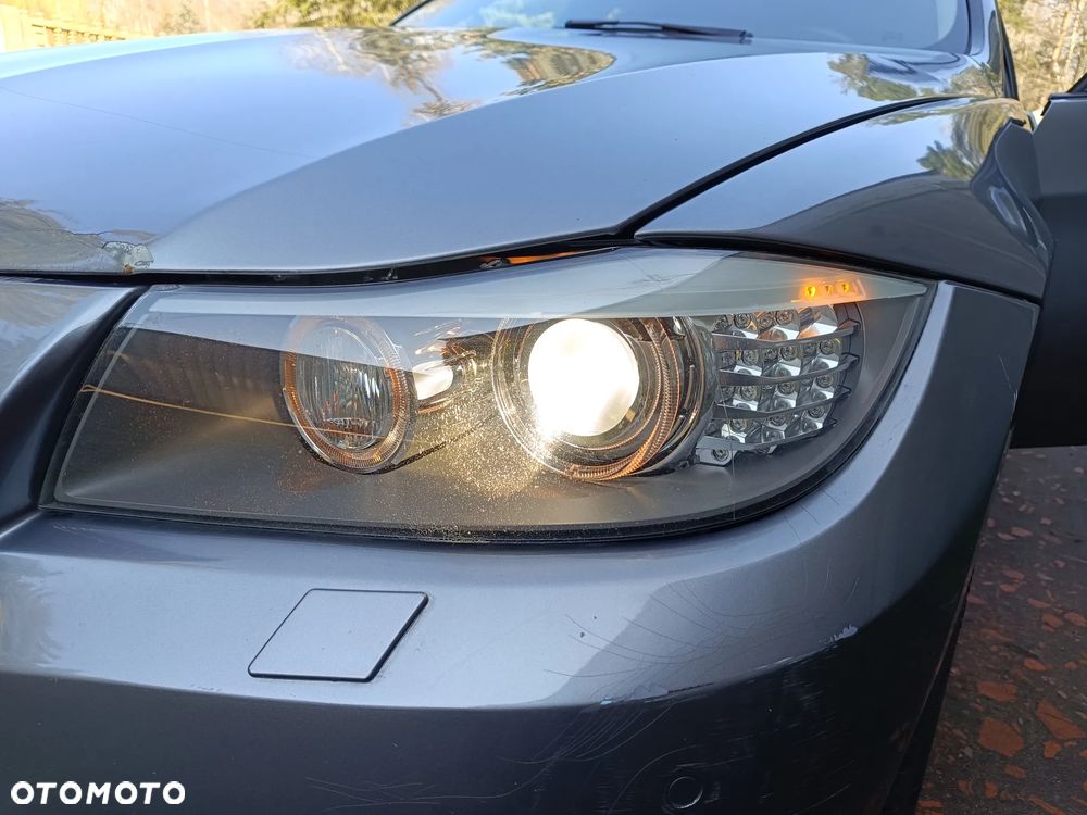 BMW Seria 3 320d Blue Performance Sport Line - 31