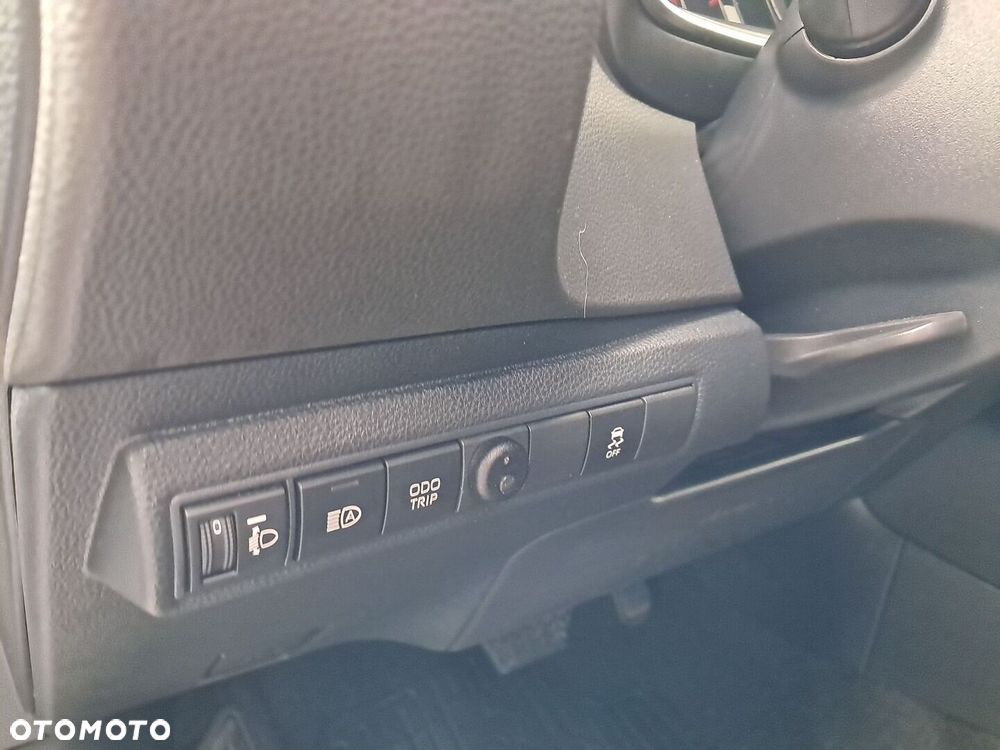 Toyota Corolla 1.8 Hybrid Comfort - 17