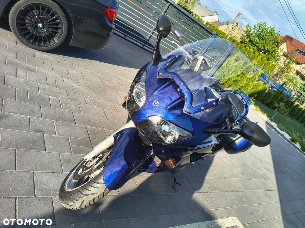 Yamaha FJR - 2