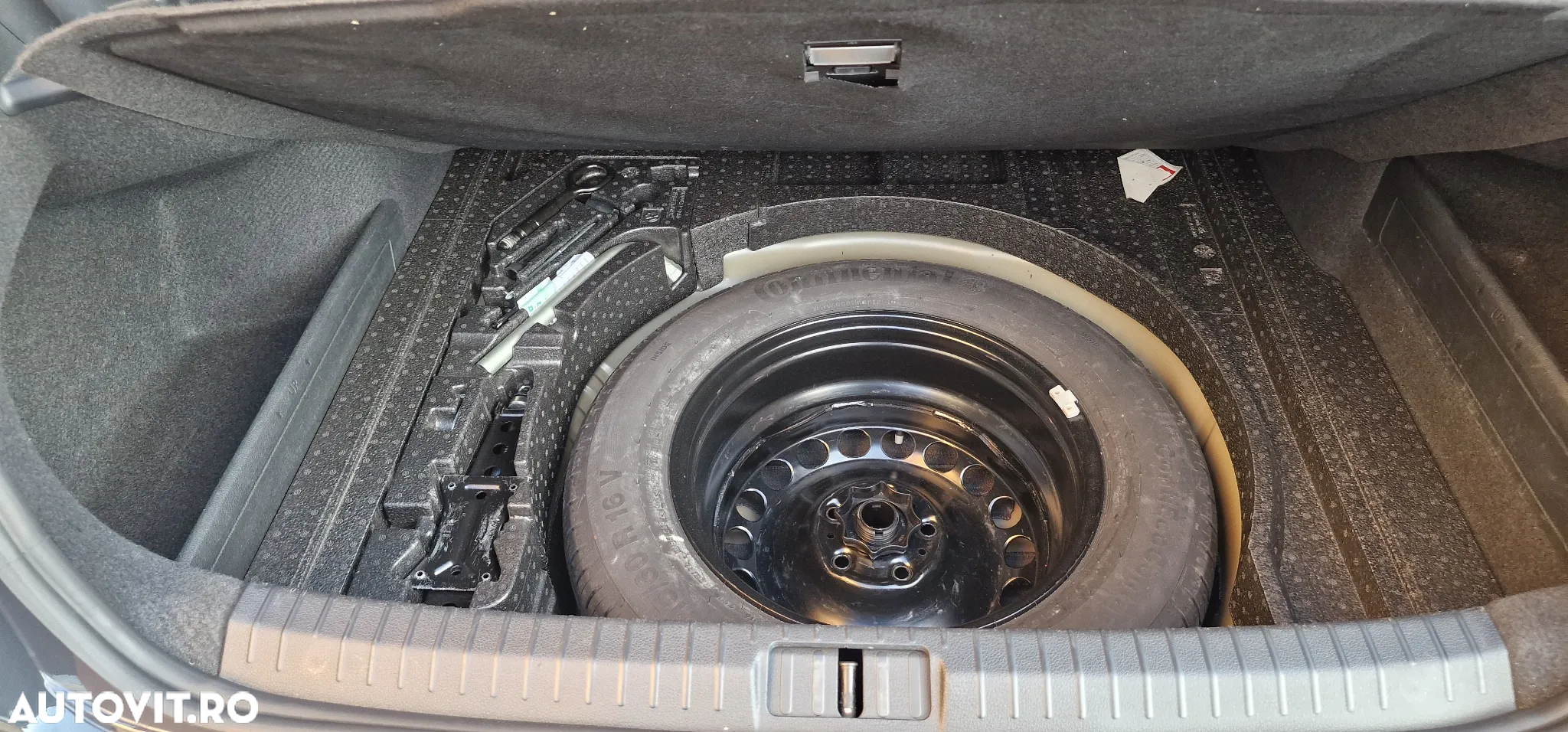 Volkswagen Passat 2.0 TDI Comfortline - 15