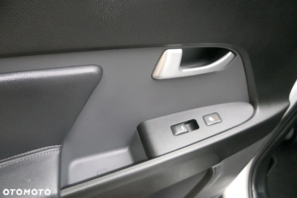 Kia Sportage 1.6 GDI L 2WD - 33