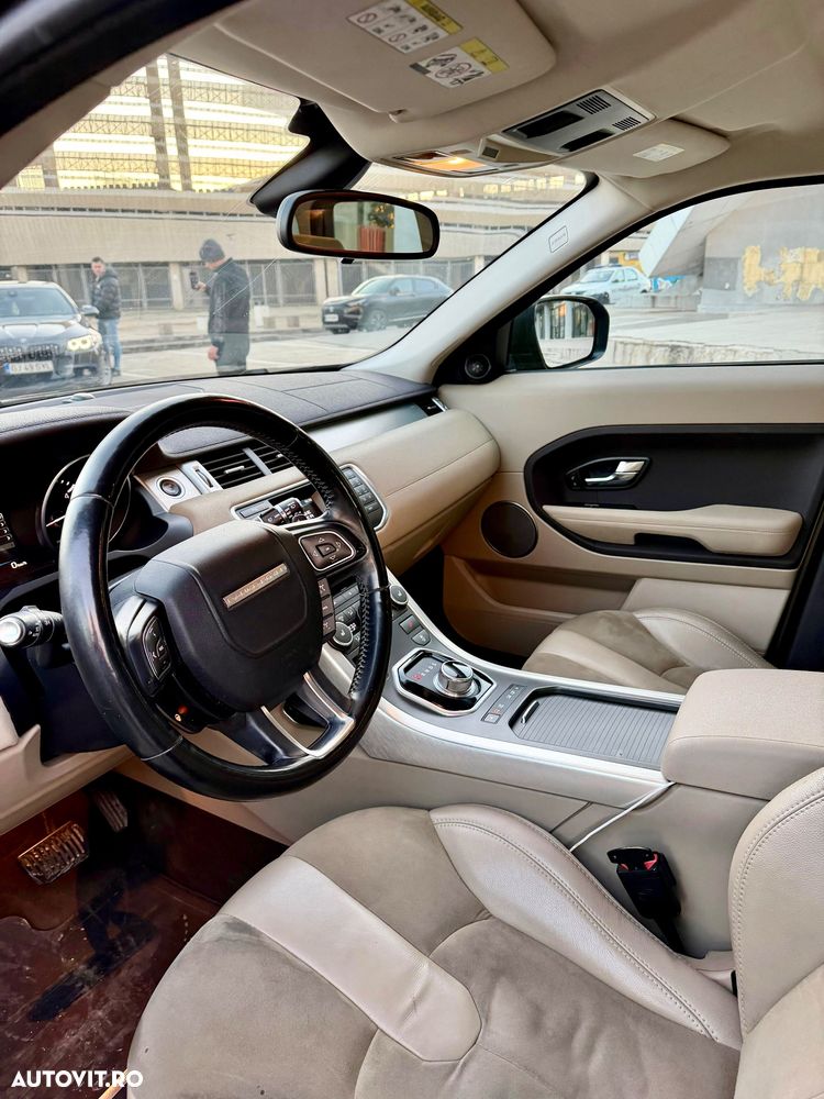 Land Rover Range Rover Evoque - 12