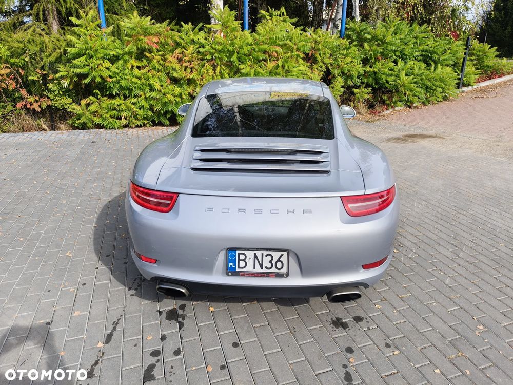 Porsche 911 Carrera 4 PDK - 13