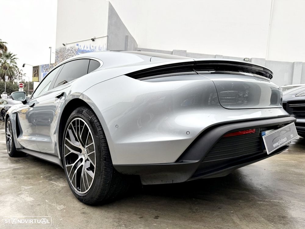 Porsche Taycan 4S - 45