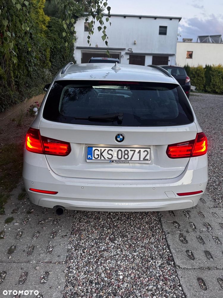 BMW Seria 3 318d - 6