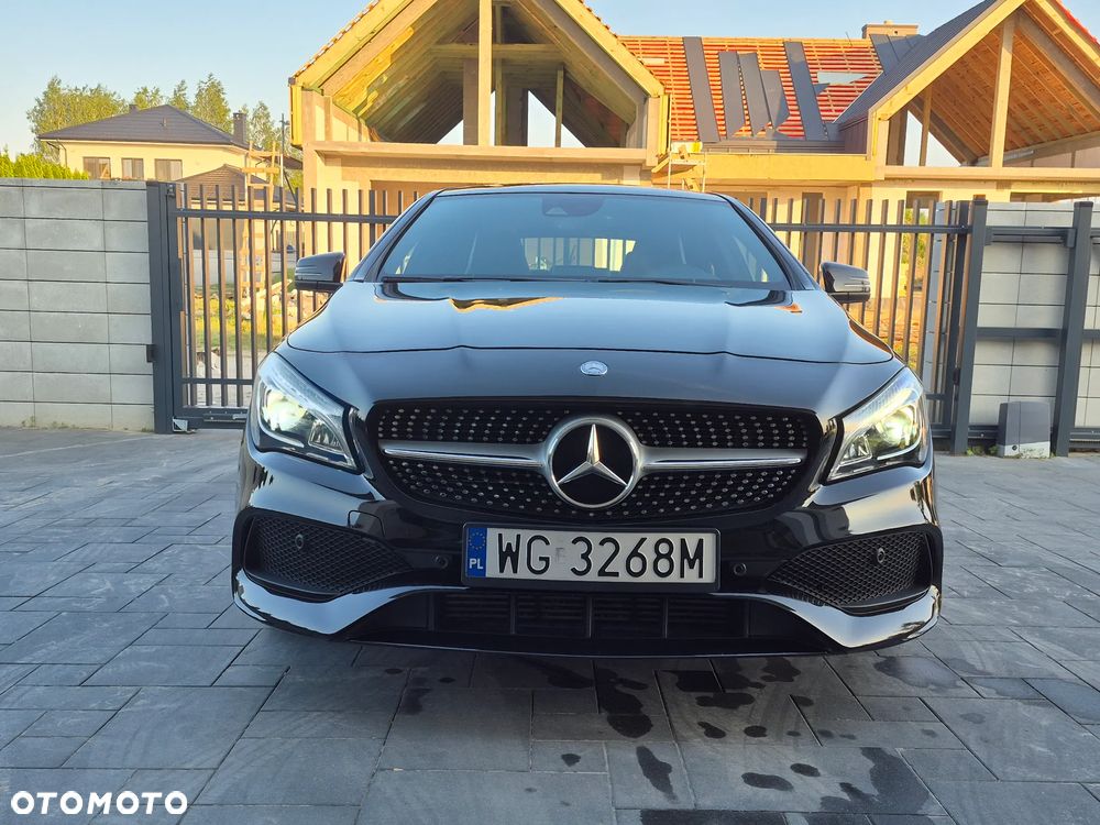 Mercedes-Benz CLA 250 4Matic 7G-DCT - 2