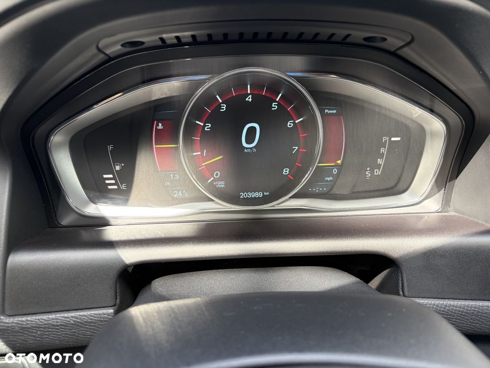 Volvo XC 60 - 6