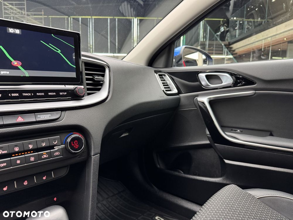 Kia Ceed 1.6 GDI PHEV L Business Line DCT - 29
