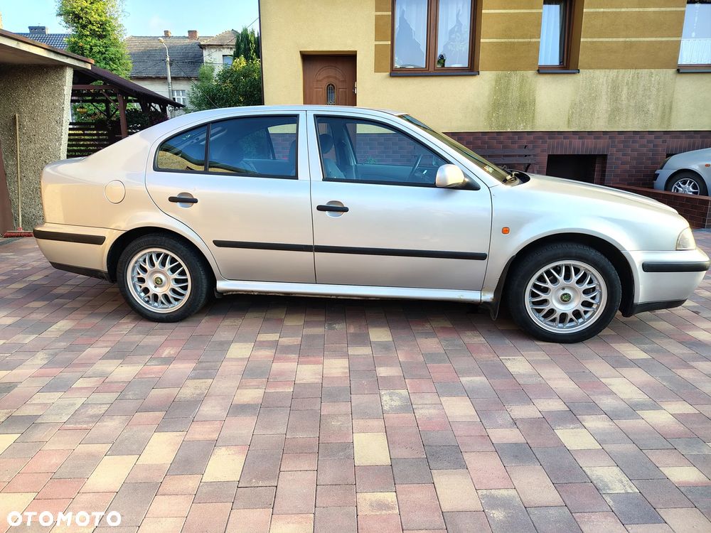Skoda Octavia - 4
