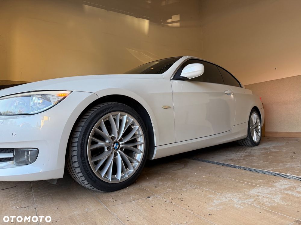 BMW Seria 3 320i Edition Exclusive - 40