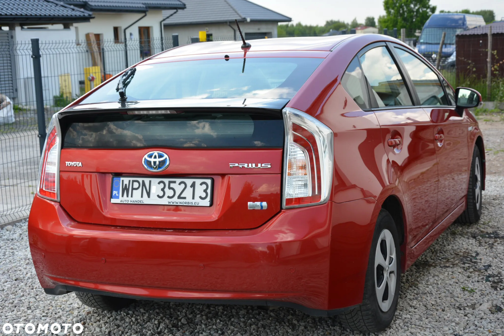 Toyota Prius 1.8 HSD Premium - 5