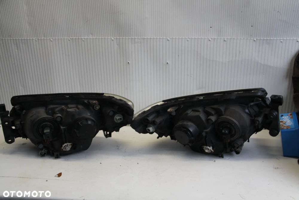 Subaru Forester SG LIFT 05 > 08 Lampa Przód Prawa / Lewa Oryginał Europa - 7