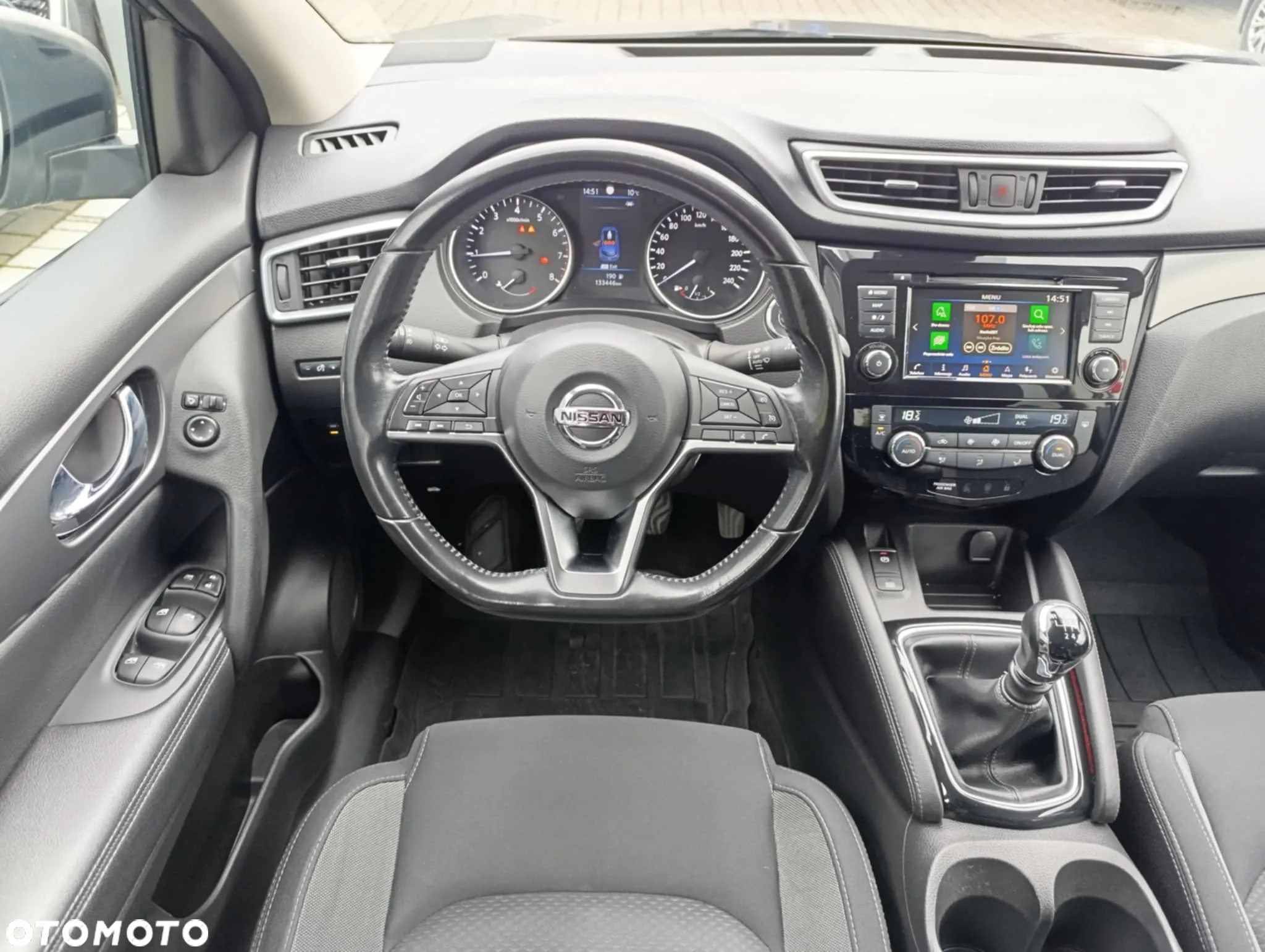 Nissan Qashqai 1.3 DIG-T N-Connecta - 17