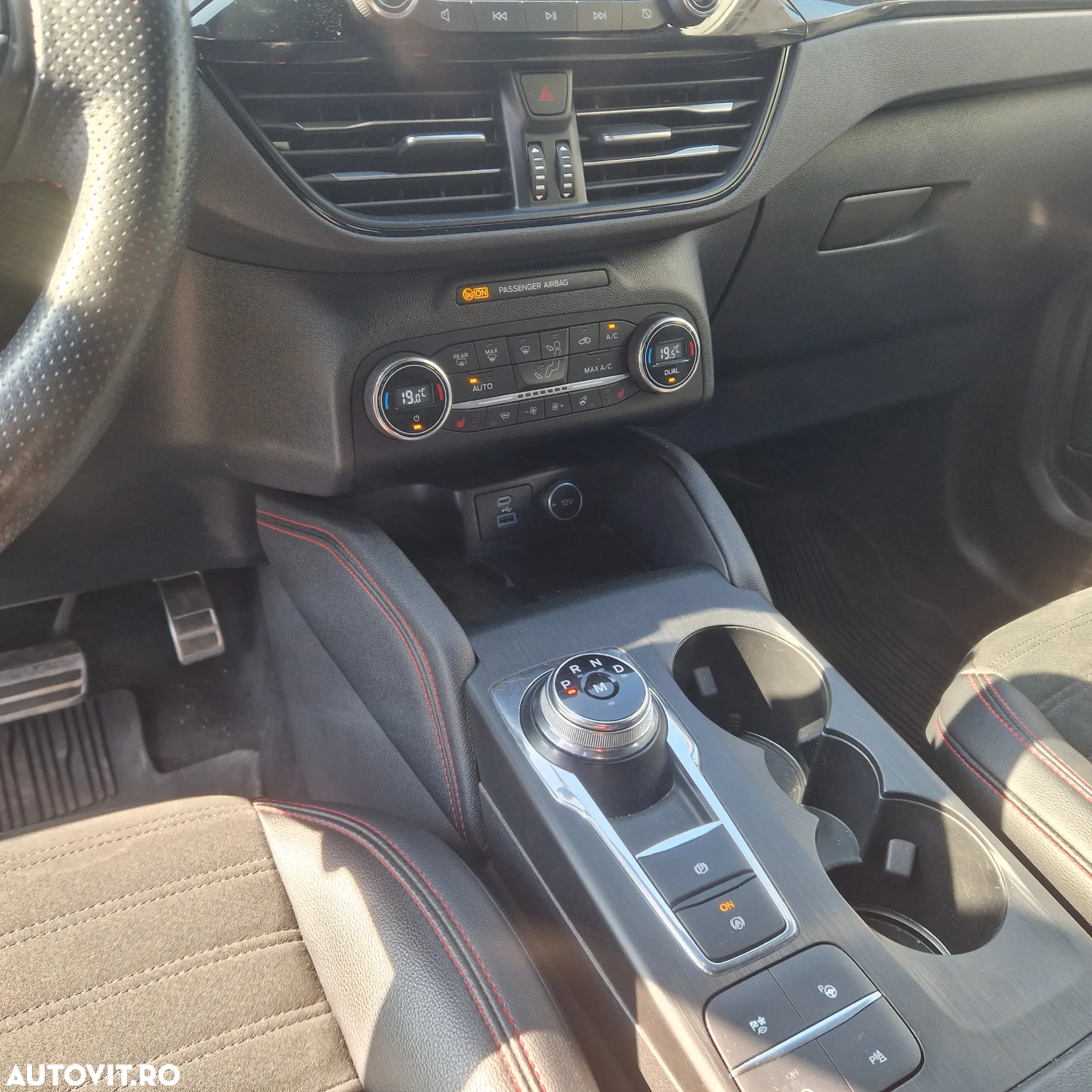 Ford Kuga 2.0 EcoBlue 4x4 Aut. ST-LINE - 9