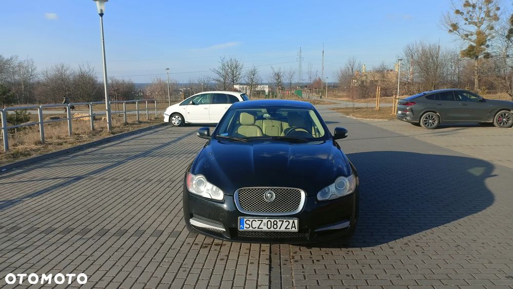 Jaguar XF 2.7 V6 D Luxury - 5