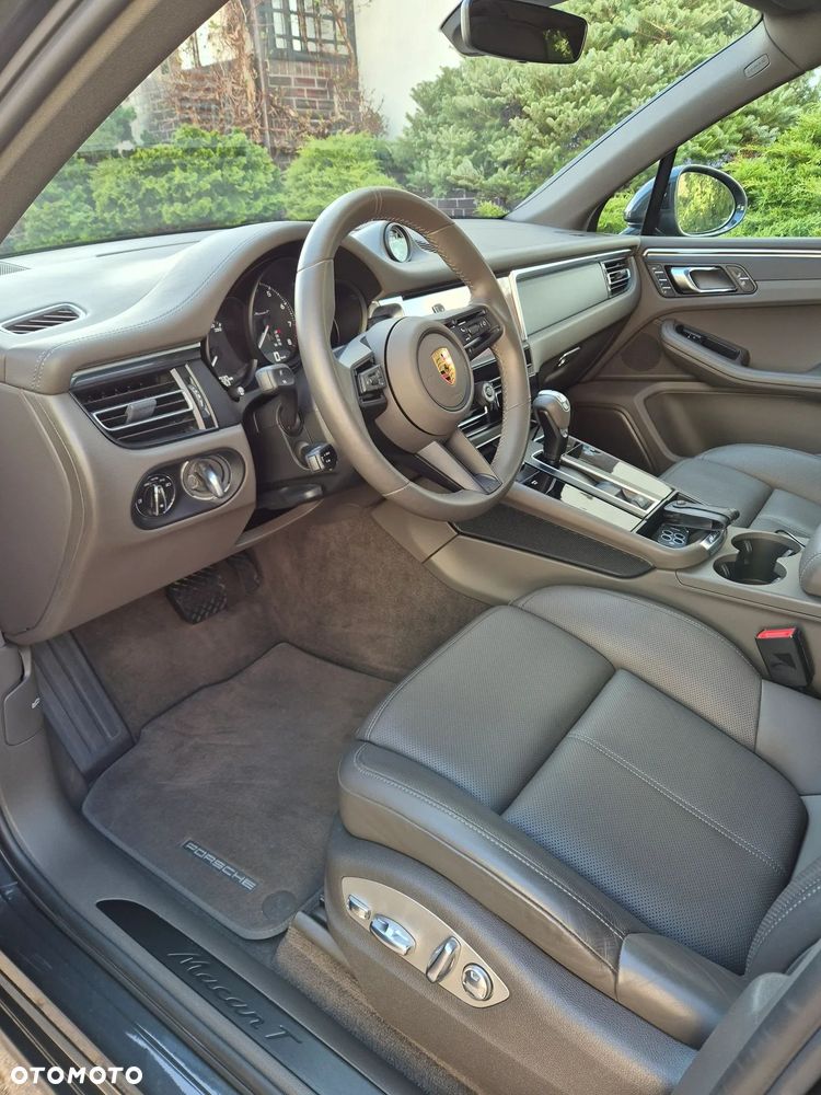 Porsche Macan - 17