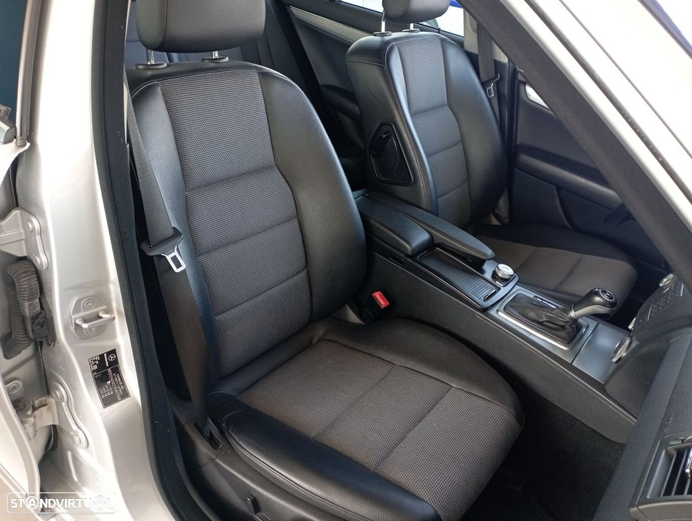 Mercedes-Benz C 220 CDI Avantgarde BlueEfficiency Aut. - 17