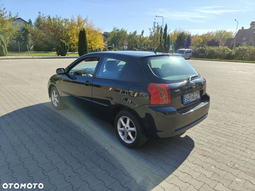 Toyota Corolla - 2