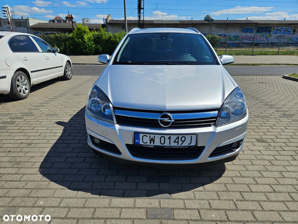 Opel Astra 2.0 Turbo Cosmo - 2