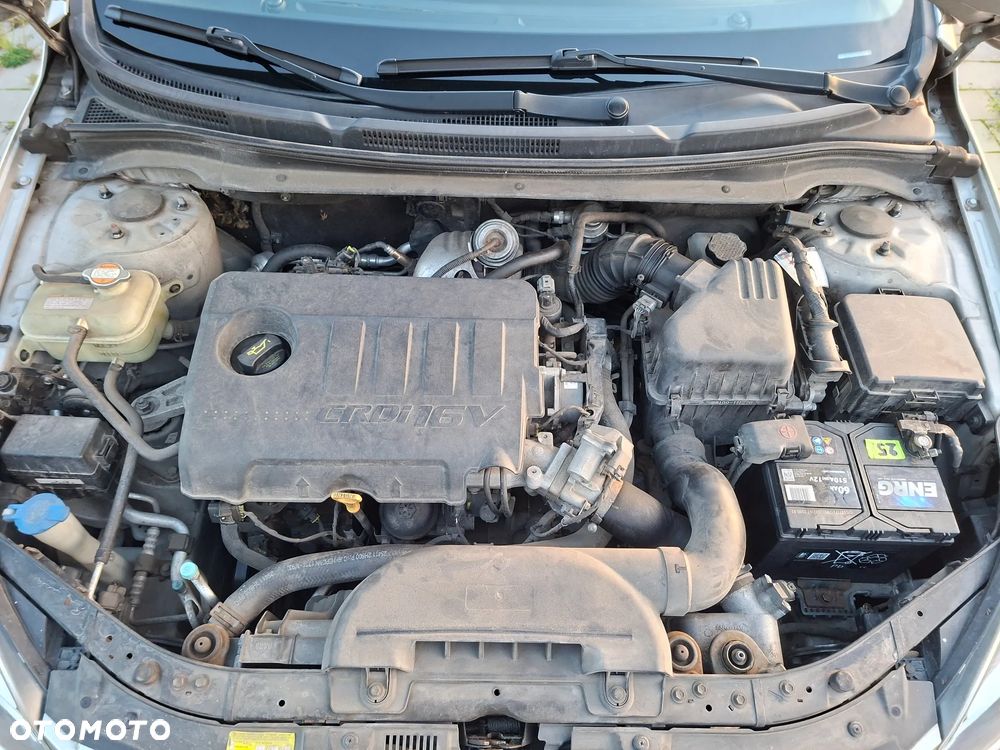 Kia Ceed - 13
