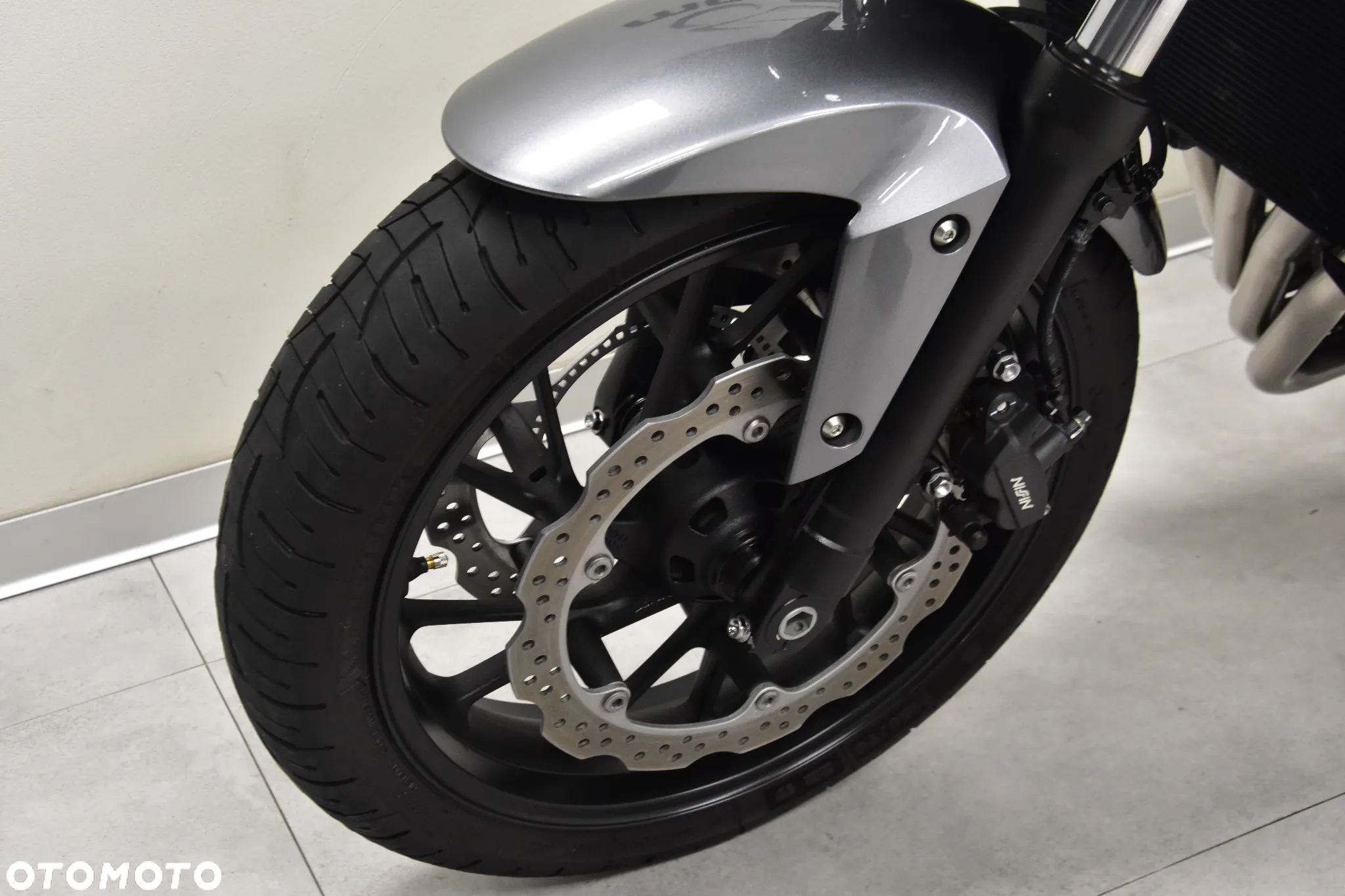 Honda CB - 32