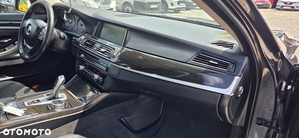 BMW Seria 5 520d xDrive Luxury Line - 8