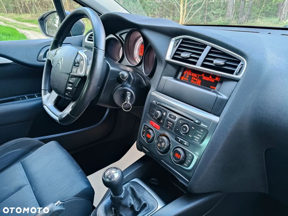 Citroën C4 VTi 120 Exclusive - 21