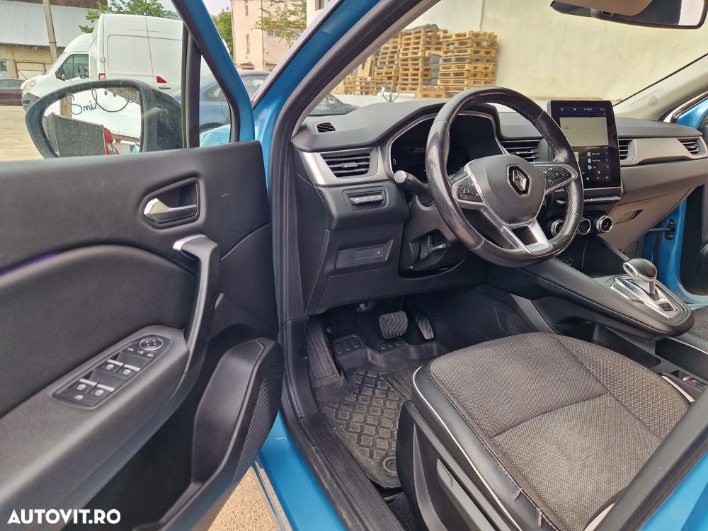 Renault Captur PHEV 160 Techno - 9