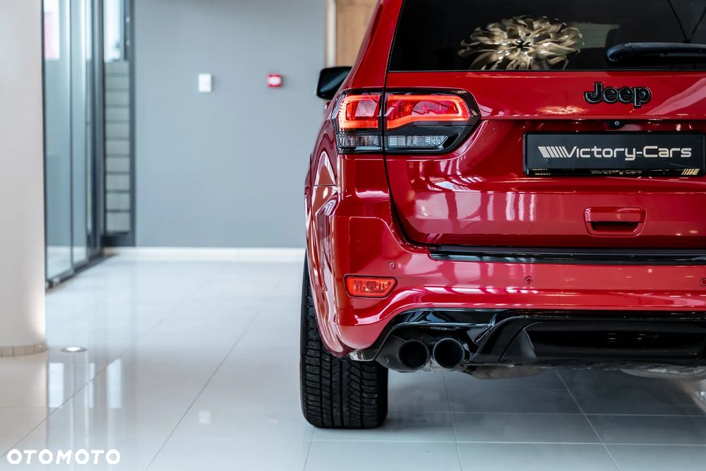 Jeep Grand Cherokee - 10