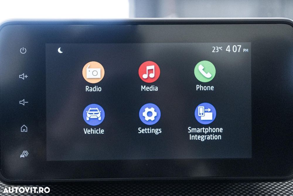 Dacia Logan TCe 90 MT6 Prestige - 27