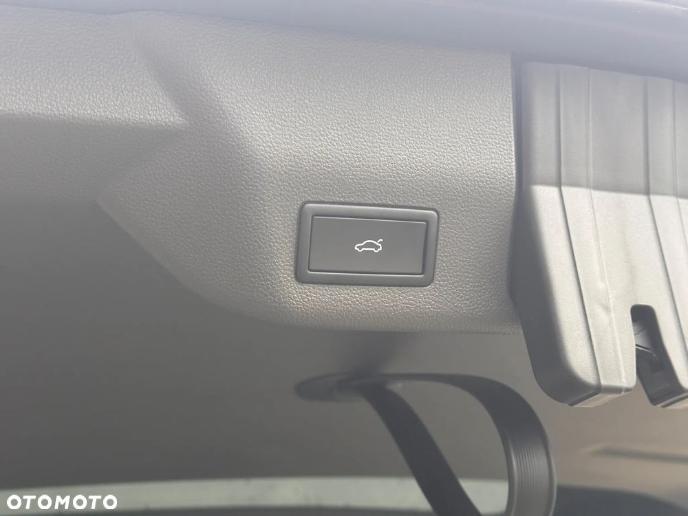 Volkswagen Multivan 2.0 TSI L2 DSG - 6