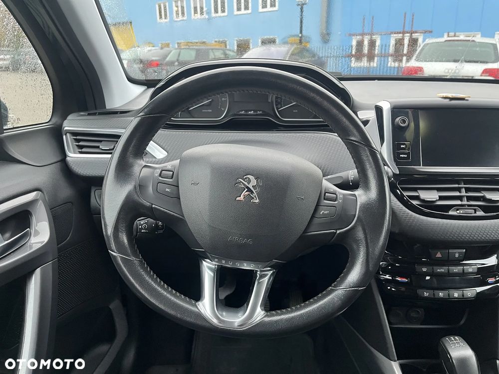 Peugeot 2008 1.2 Pure Tech Active S&S - 15