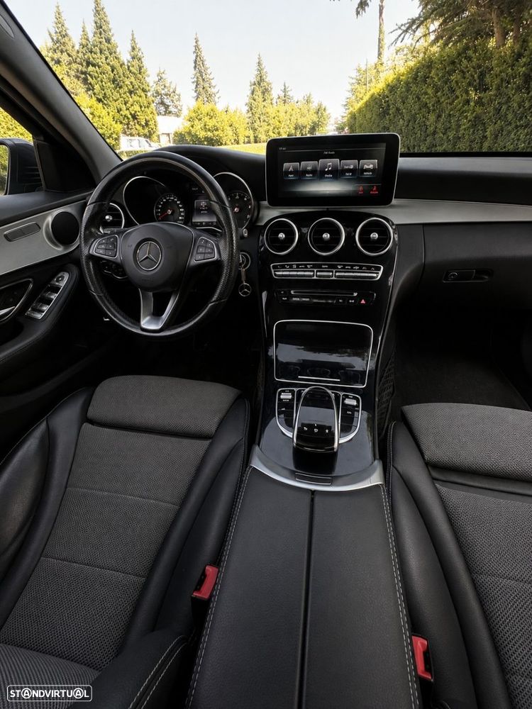 Mercedes-Benz C 300 - 22
