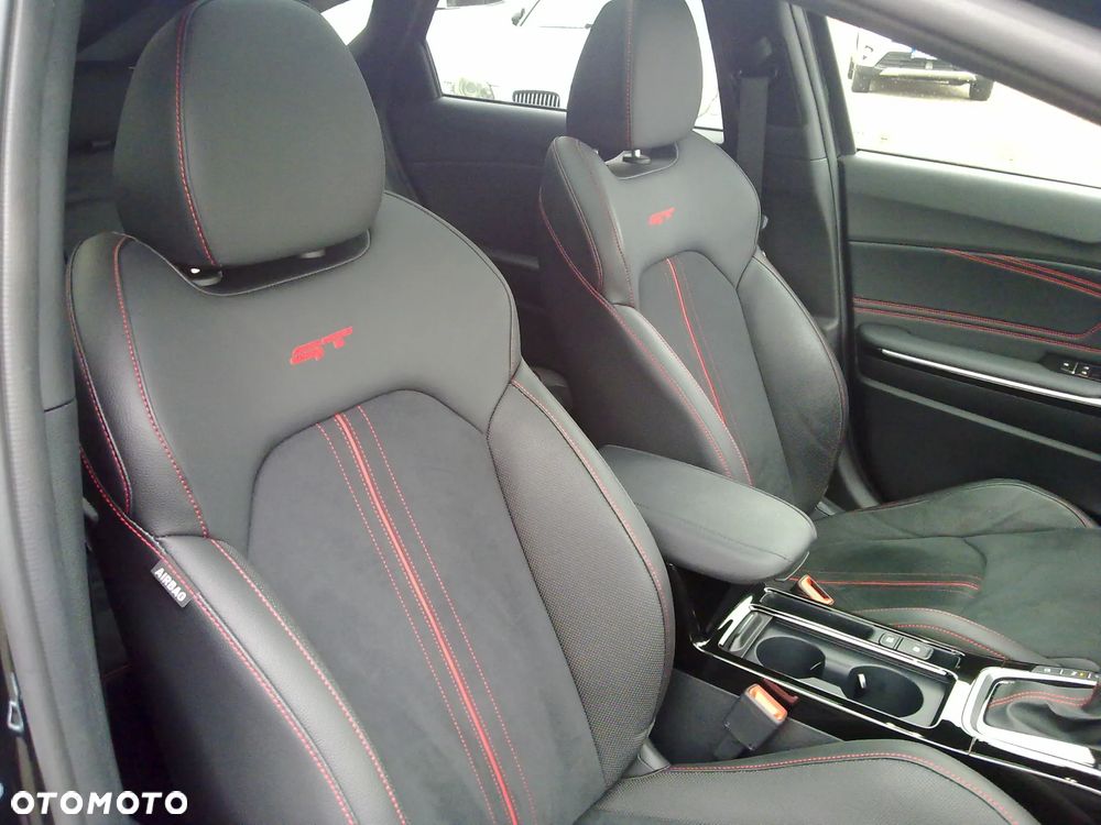 Kia ProCeed 1.6 T-GDI GT DCT - 21