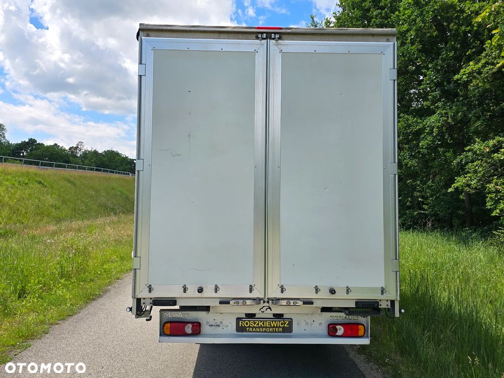Renault Master 10 EP niski przebieg, ASO GWARANCJA ,2024r , Salon PL , bezwypadkowy , BURTO FIRANA ,poduszki pneumatyczne tylnej osi, DRZWI TYLNE - 7