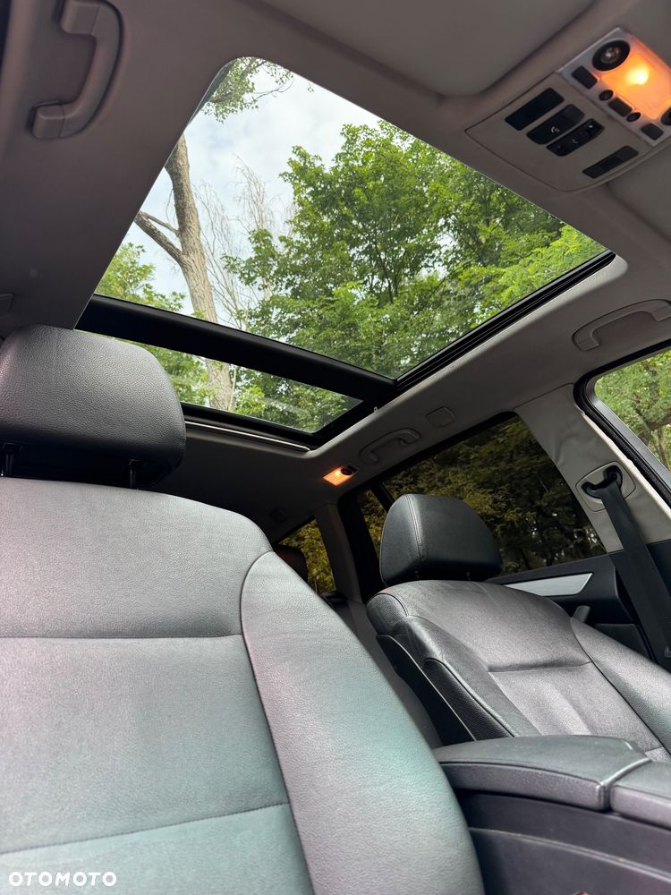 BMW Seria 5 530d xDrive - 17