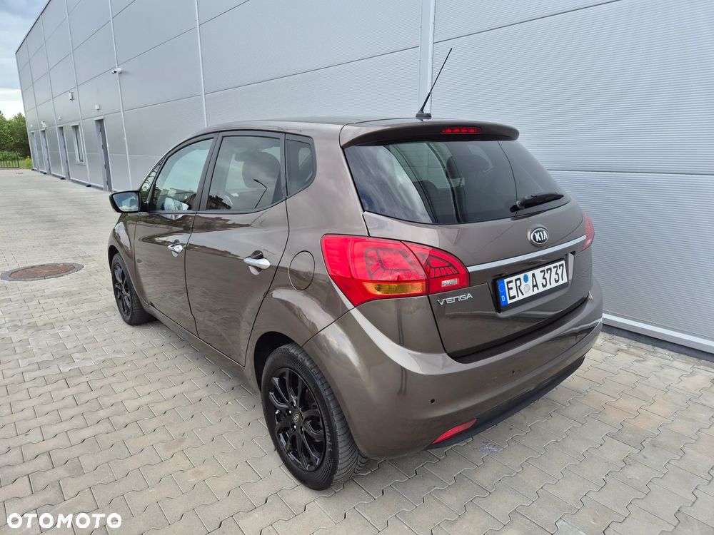 Kia Venga 1.4 CVVT Dream Team Edition - 4