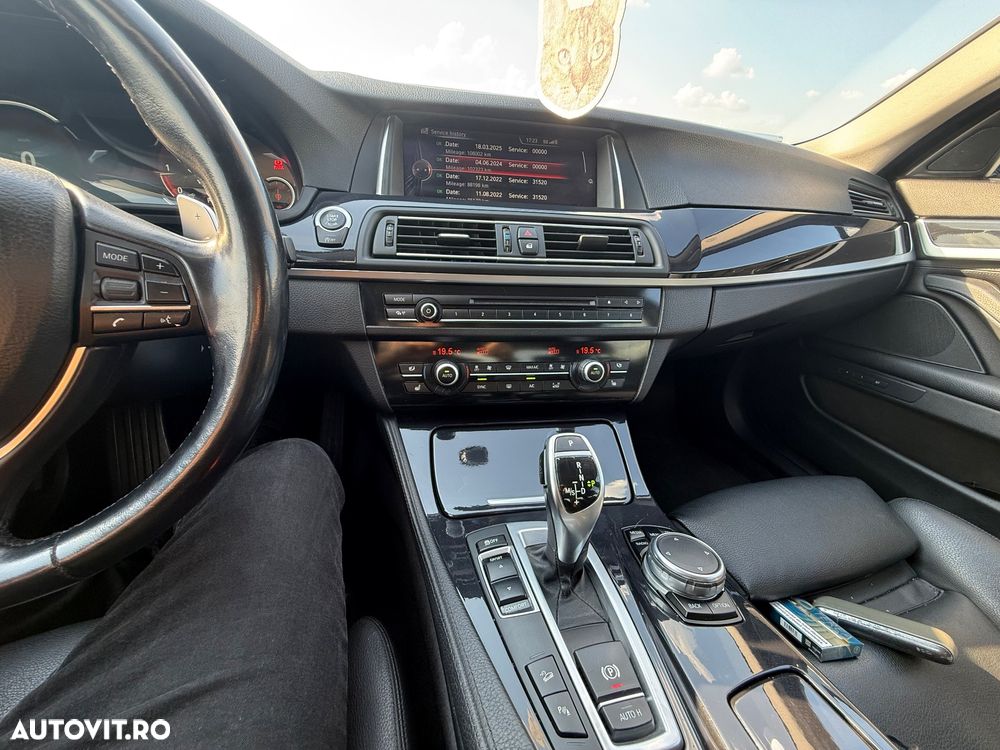 BMW Seria 5 525d xDrive AT - 20