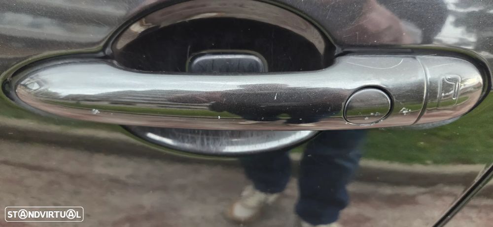 Renault Laguna 2.0 dCi Initiale Aut. - 38