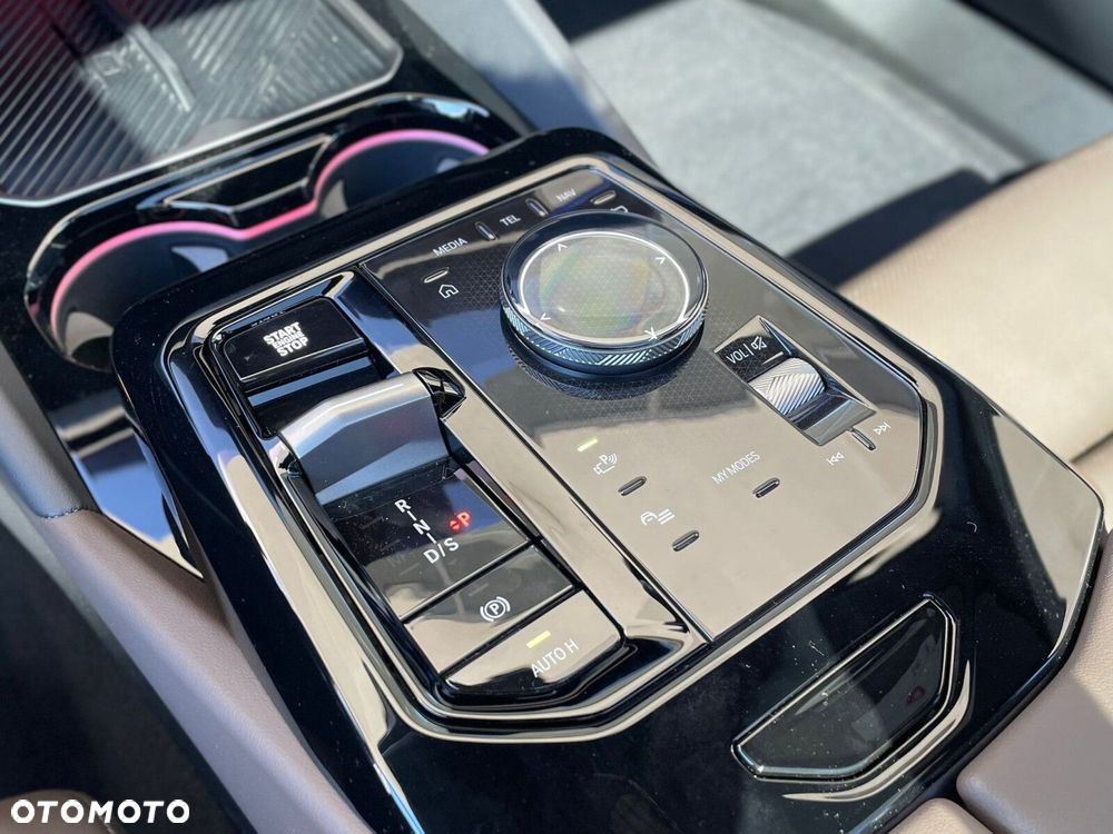 BMW Seria 5 - 29